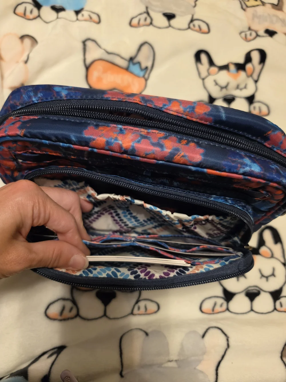 Lug Carousel In Hydrangea Navy